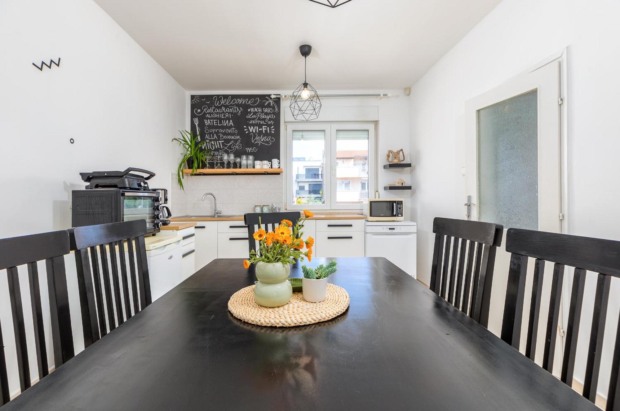 Salt&Sky Apartment Пула Екстериор снимка